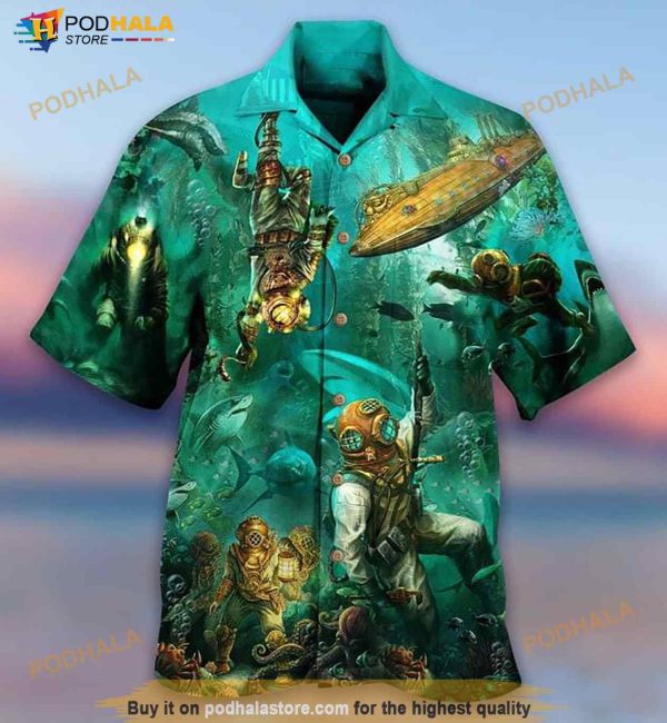 Diver In The Ocean Print Hawaiian Shirt